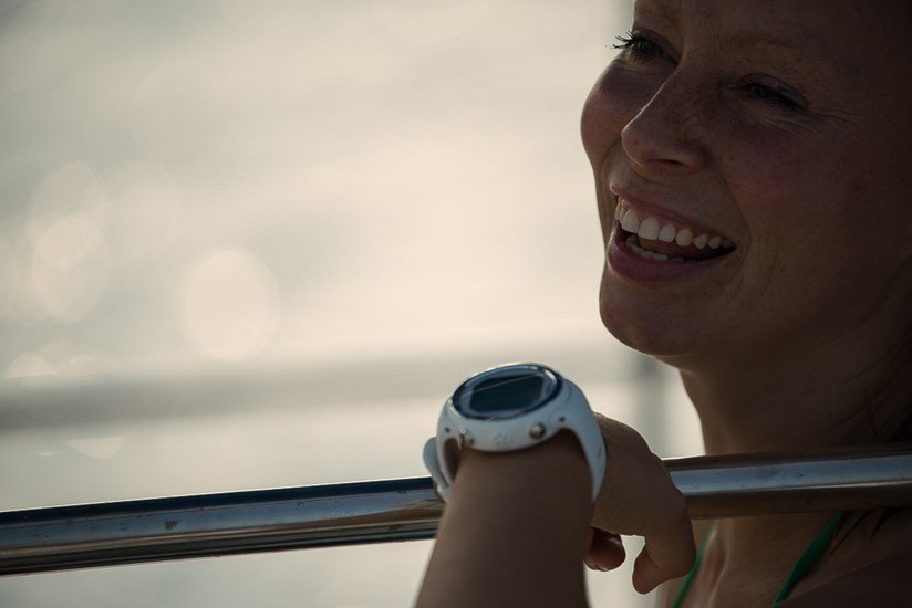 suunto_d4i_novo_white_action1